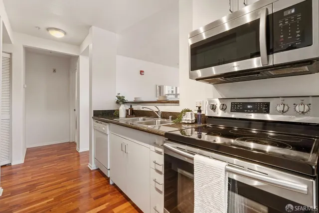 $749,000 | 8400 Oceanview Terrace, Unit 208, San Francisco, CA 94132