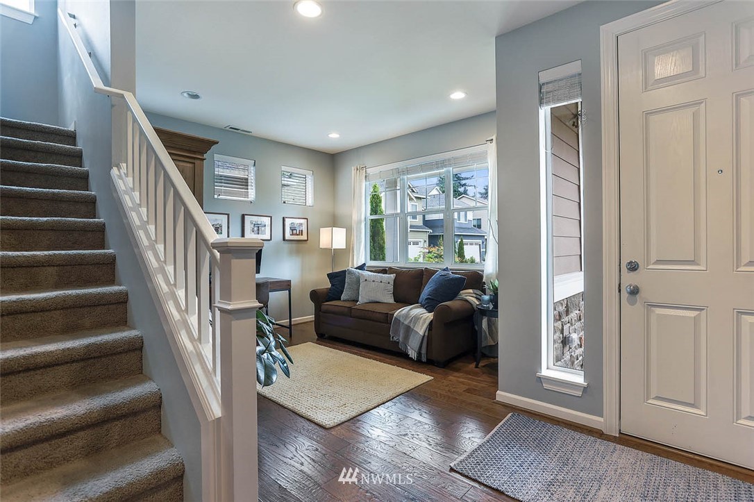 3508 198th Place Southeast Bothell, WA 98012 - Photo 2 of 28 Gallery Image 2