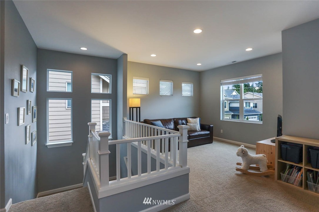 3508 198th Place Southeast Bothell, WA 98012 - Photo 12 of 28 Gallery Image 12