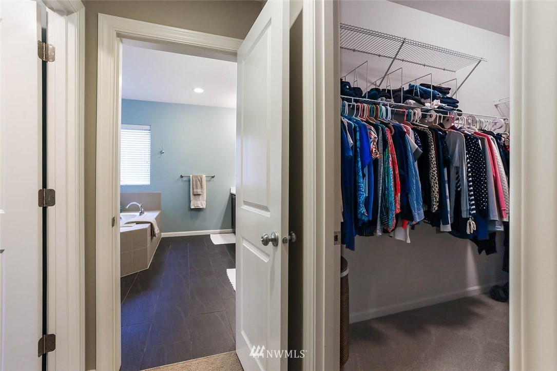 3508 198th Place Southeast Bothell, WA 98012 - Photo 18 of 28 Gallery Image 18