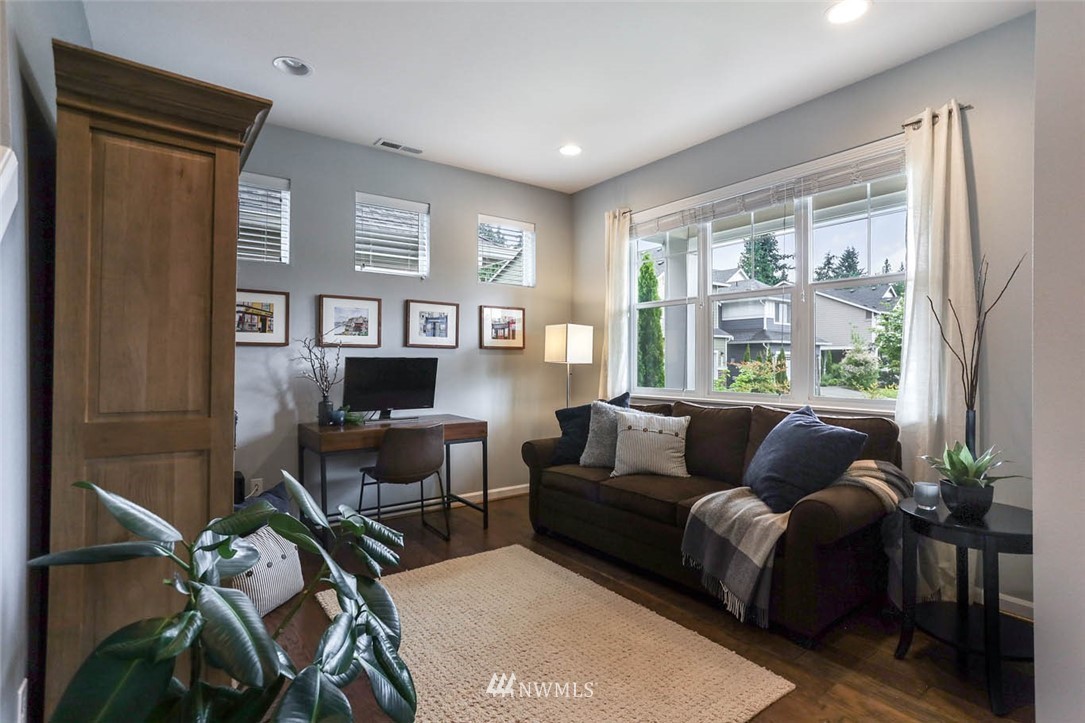 3508 198th Place Southeast Bothell, WA 98012 - Photo 3 of 28 Gallery Image 3