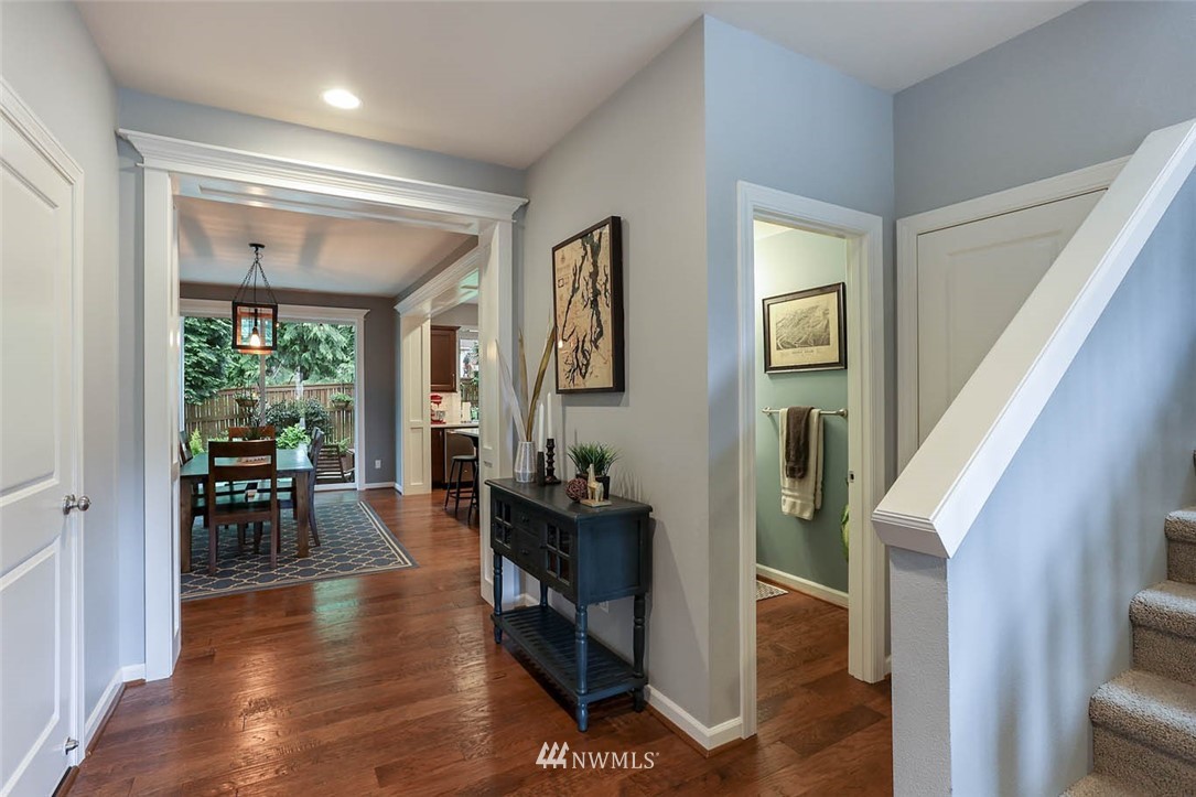 3508 198th Place Southeast Bothell, WA 98012 - Photo 4 of 28 Gallery Image 4