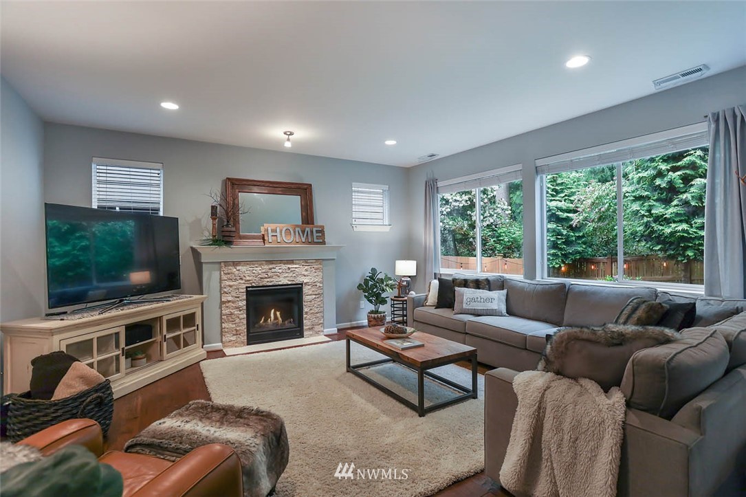 3508 198th Place Southeast Bothell, WA 98012 - Photo 10 of 28 Gallery Image 10