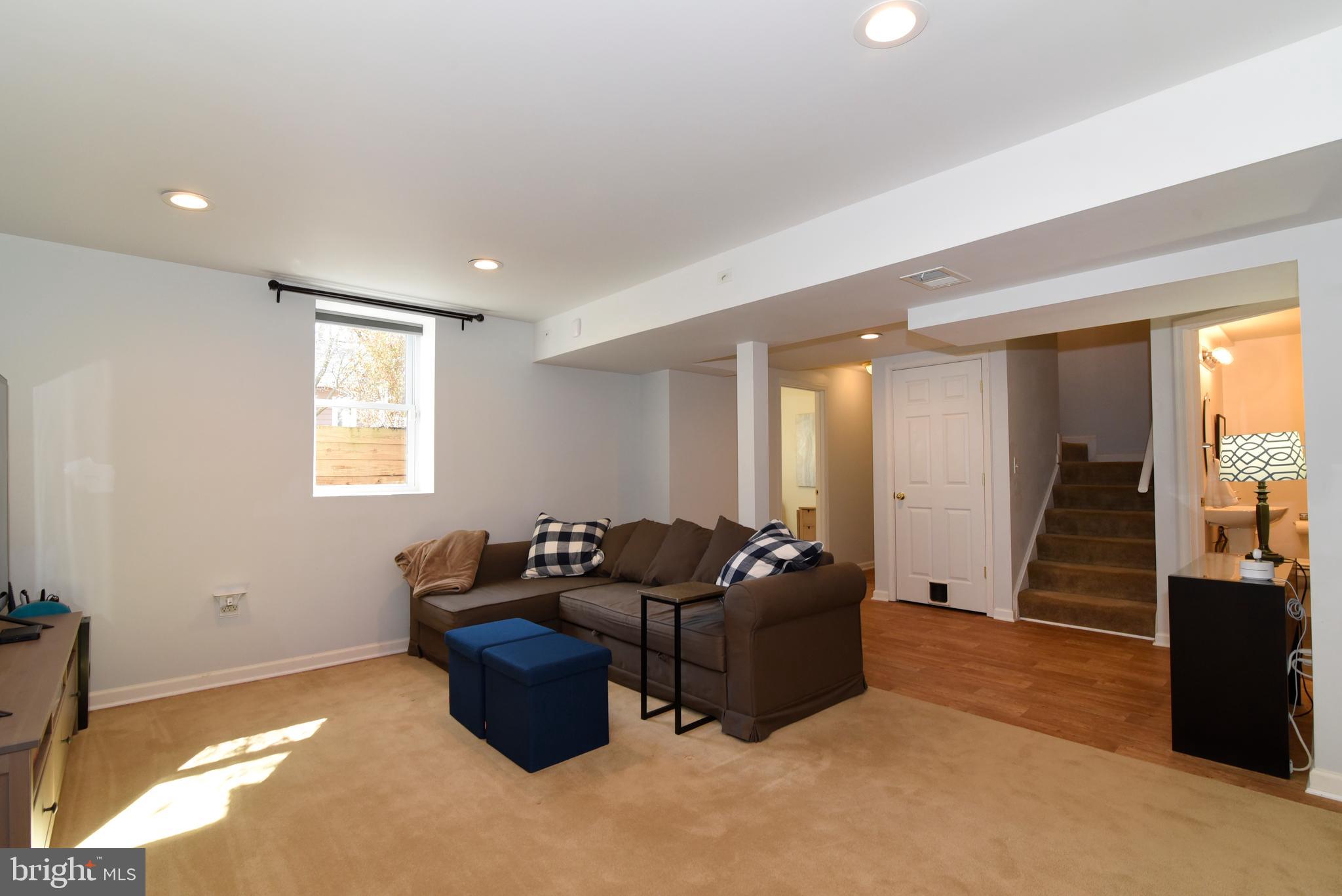 10 Rutherford Circle Sterling, VA 20165 - Photo 34 of 54 Gallery Image 34