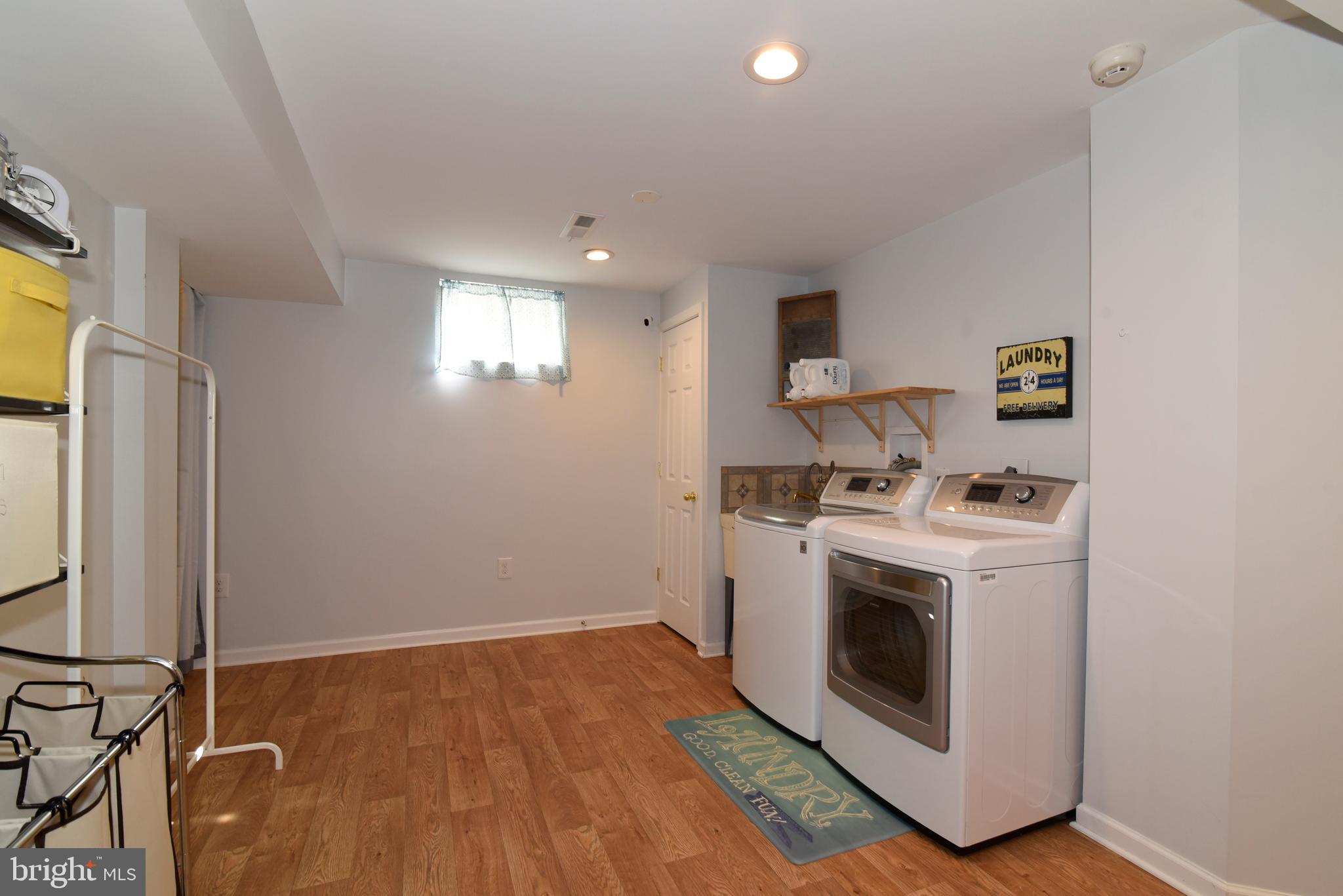 10 Rutherford Circle Sterling, VA 20165 - Photo 43 of 54 Gallery Image 43