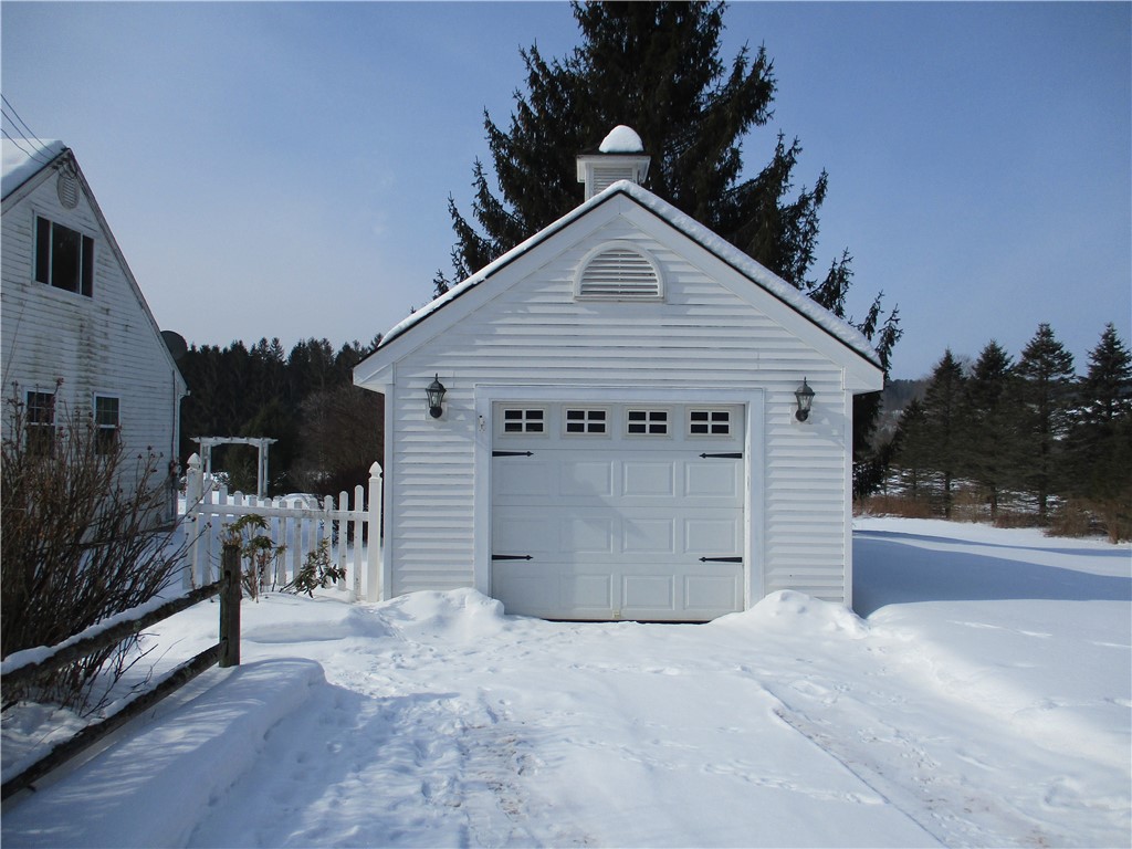 141 Cemetery Road Bainbridge, NY 13733 - Photo 5 of 47