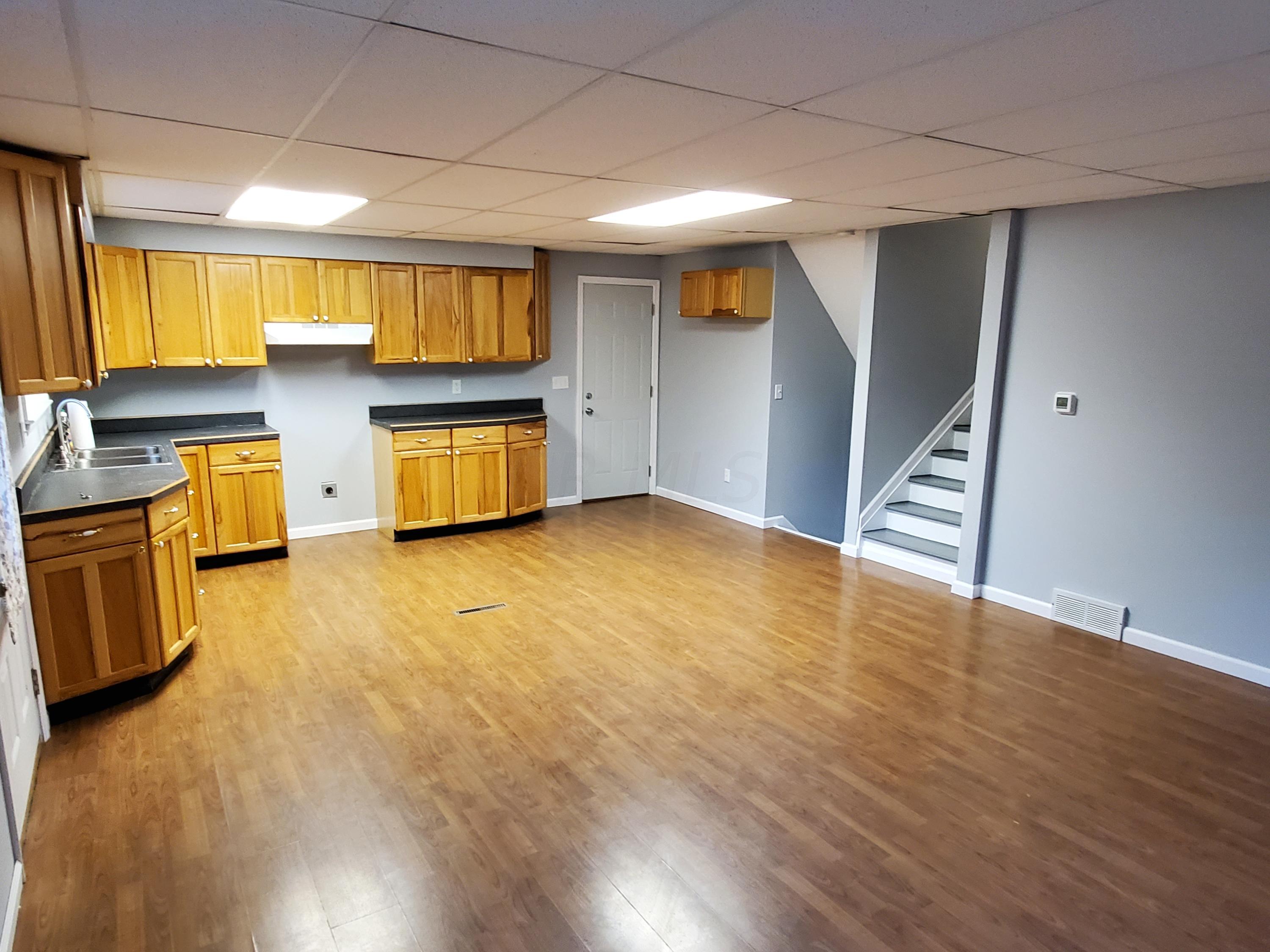 241 Blendon Road West Jefferson, OH 43162 - Photo 7 of 23