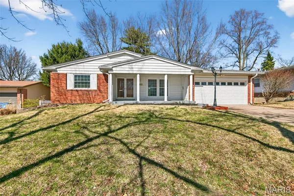 $235,000 | 3265 Harness Drive, Florissant, MO 63033