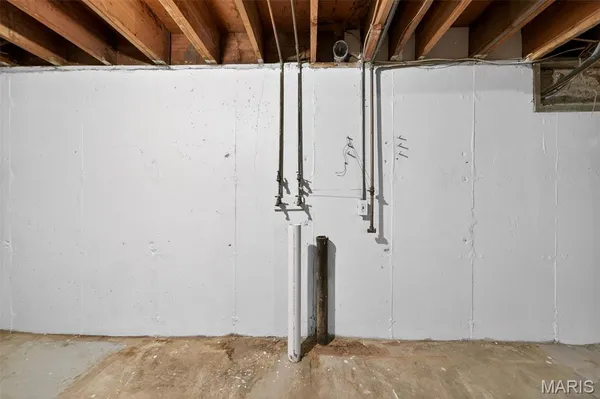 $235,000 | 3265 Harness Drive, Florissant, MO 63033