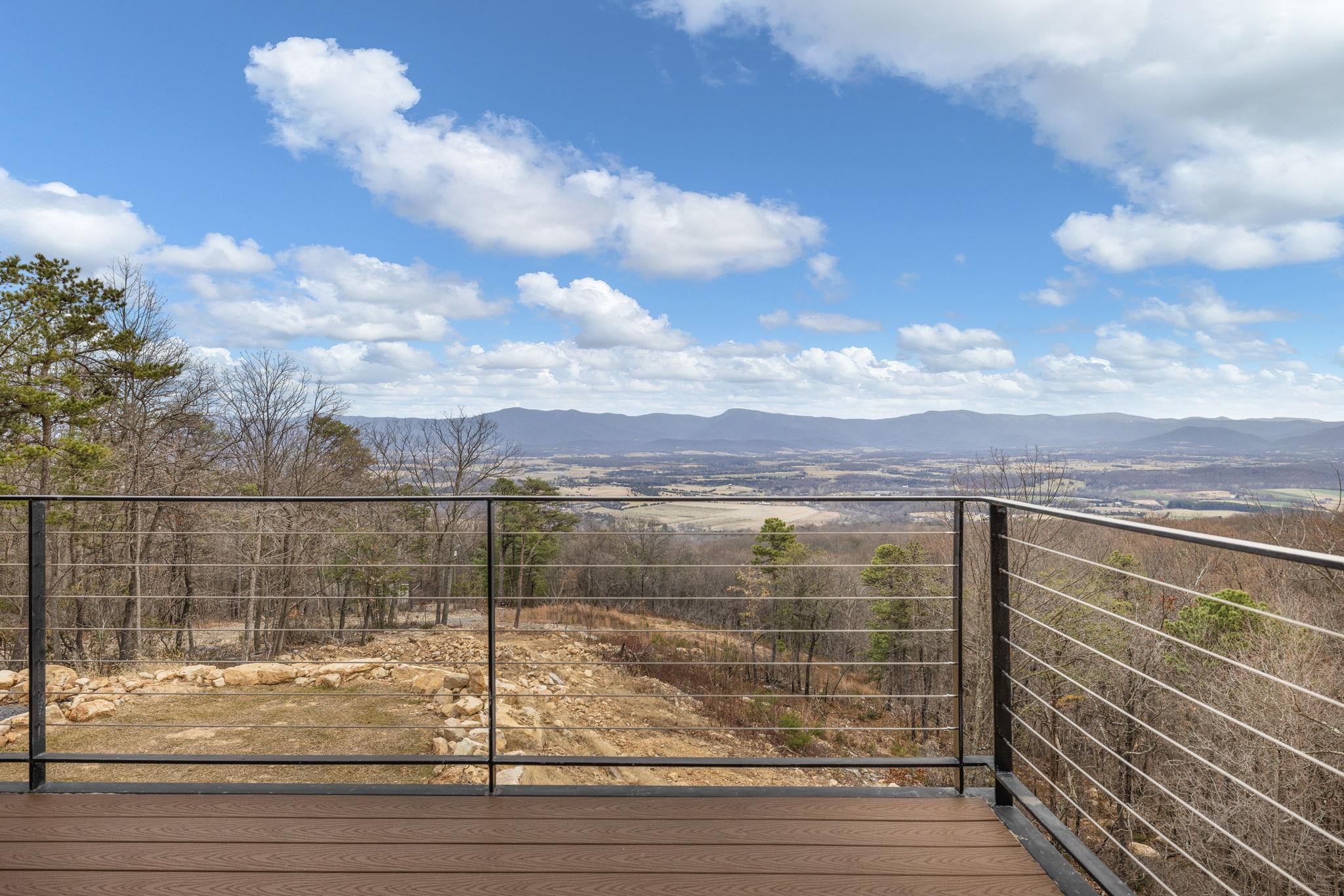 132 Holly Hl Road Luray, VA 22835 - Photo 5 of 69