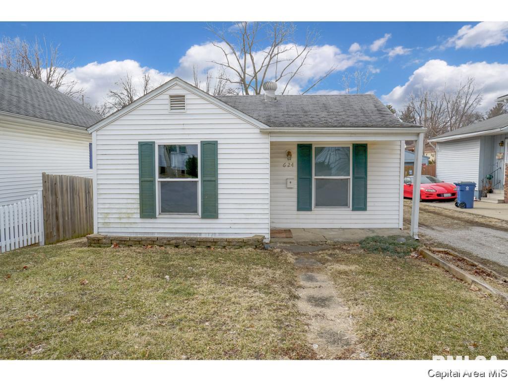 624 Wood Avenue Springfield, IL 62702 - Photo 1 of 25 Gallery Image 1