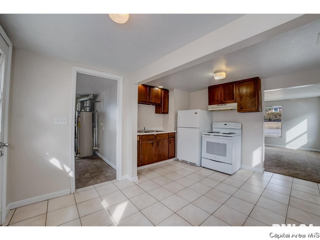 624 Wood Avenue Springfield, IL 62702 - Photo 11 of 25 Gallery Image 11