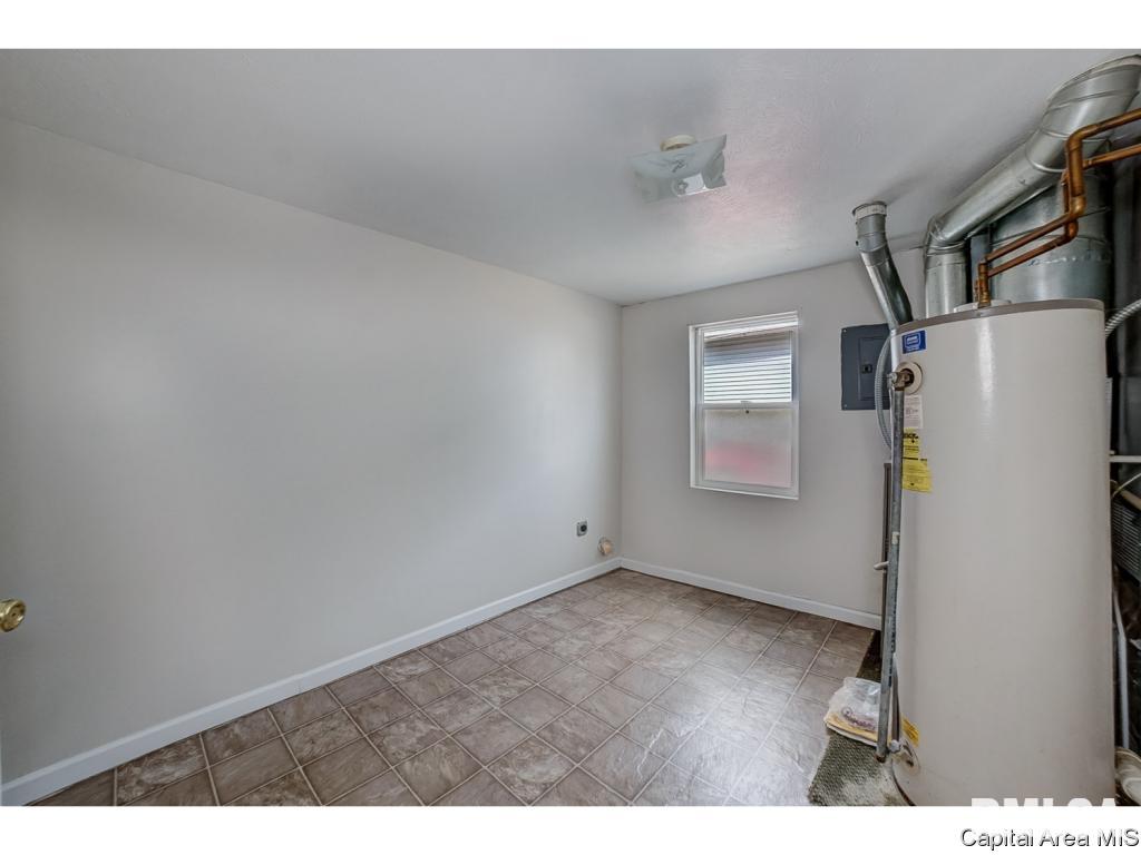 624 Wood Avenue Springfield, IL 62702 - Photo 17 of 25 Gallery Image 17