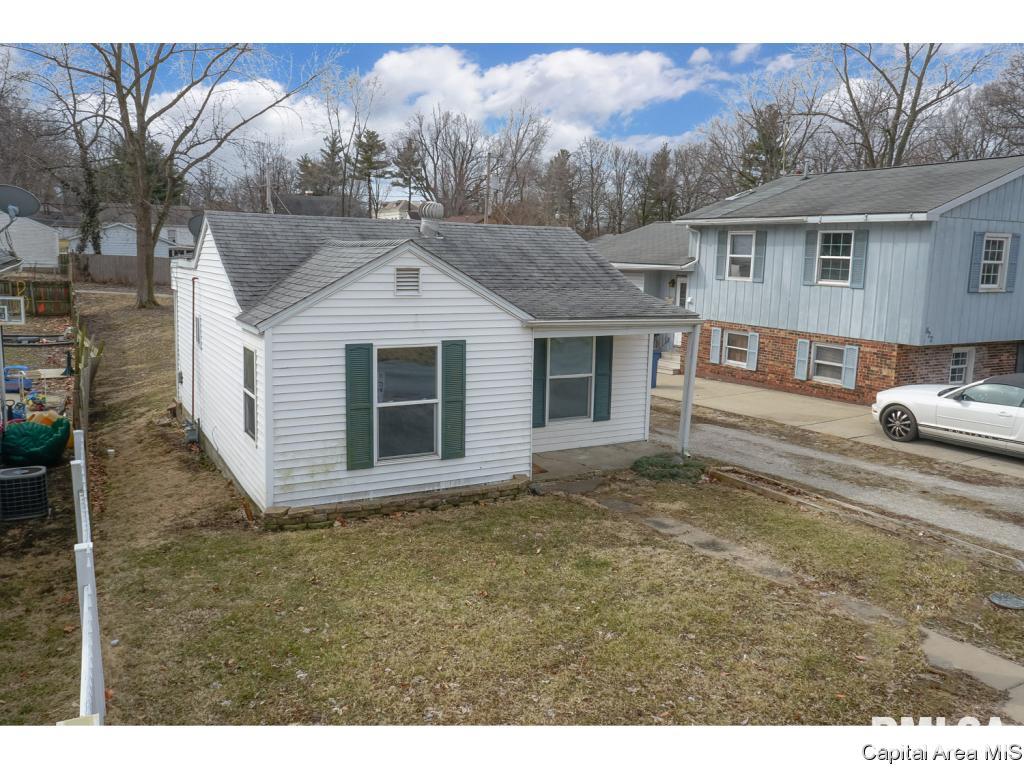 624 Wood Avenue Springfield, IL 62702 - Photo 19 of 25 Gallery Image 19