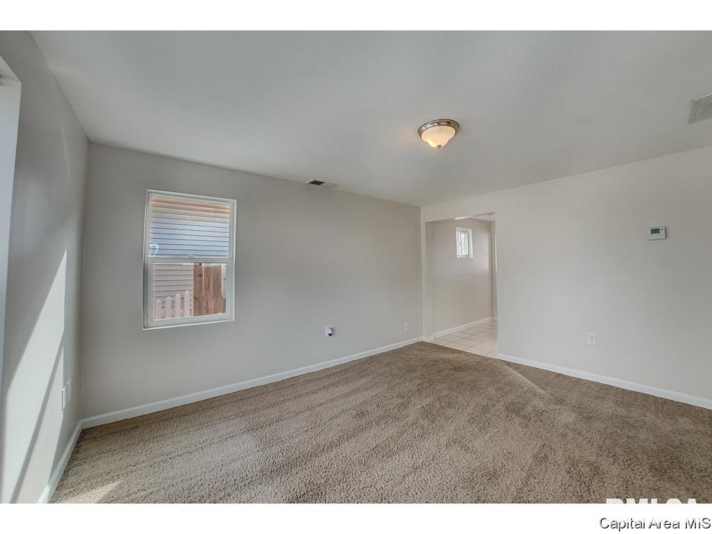 624 Wood Avenue Springfield, IL 62702 - Photo 2 of 25 Gallery Image 2