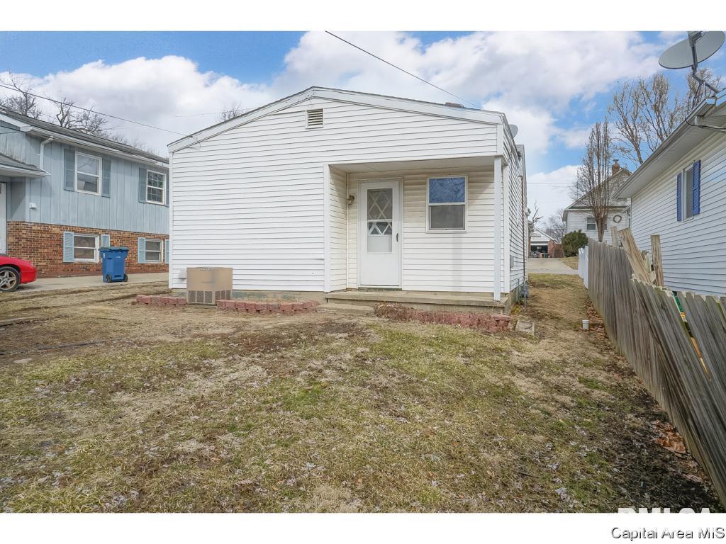 624 Wood Avenue Springfield, IL 62702 - Photo 25 of 25 Gallery Image 25
