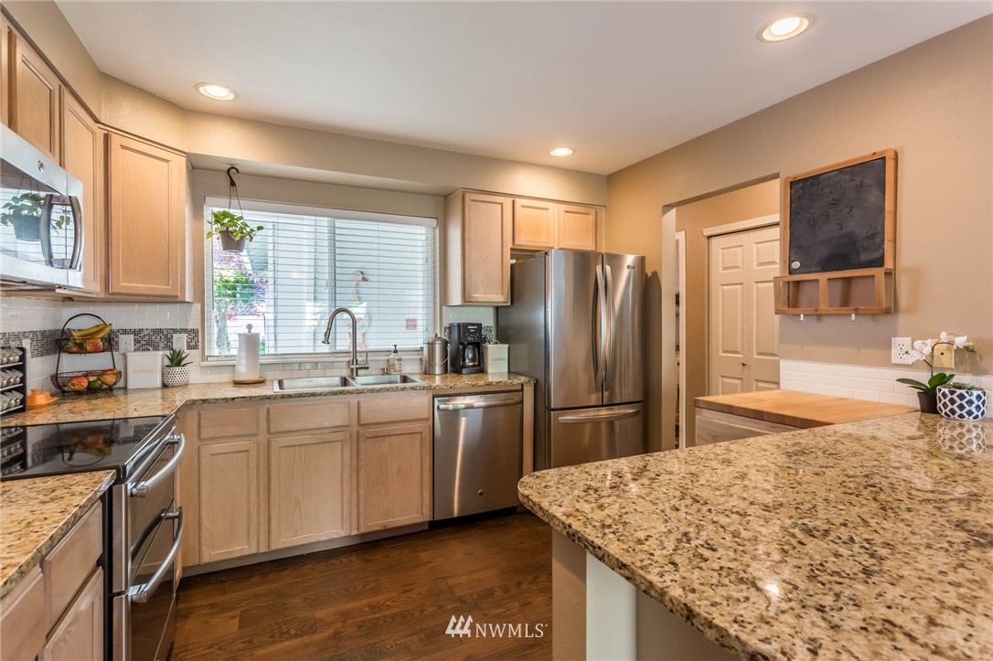 18723 19th Drive Southeast Bothell, WA 98012 - Photo 9 of 20