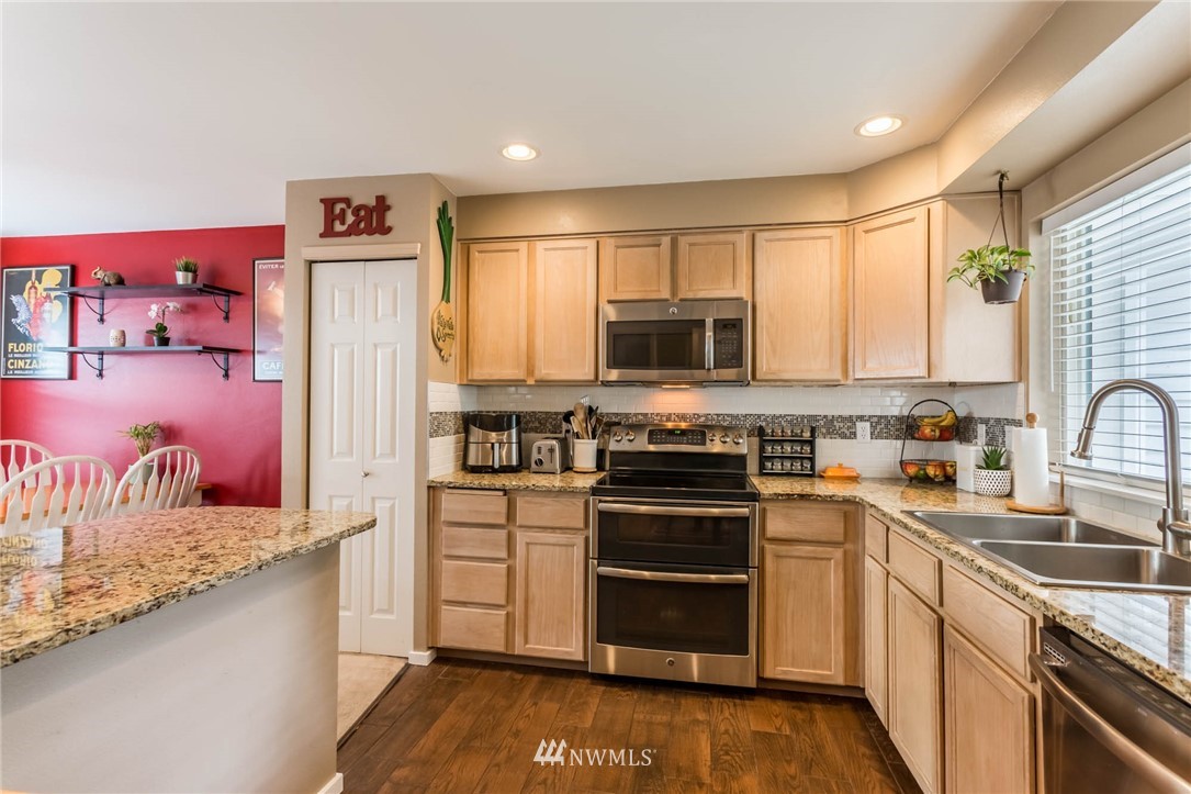 18723 19th Drive Southeast Bothell, WA 98012 - Photo 10 of 20