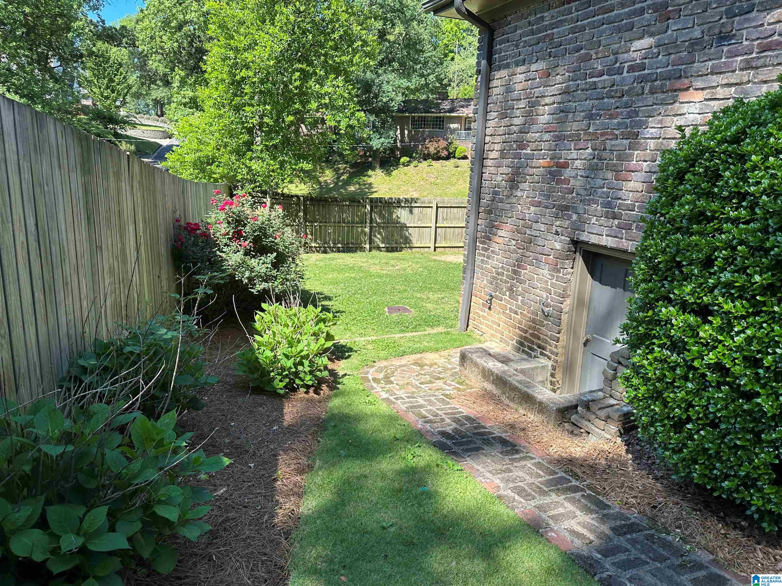 701 Belmont Road Birmingham, AL 35209 - Photo 40 of 45