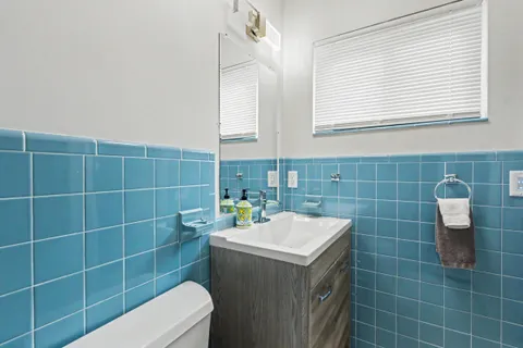 $789,999 | 2770 Northeast 53rd Street, Lighthouse Point, FL 33064