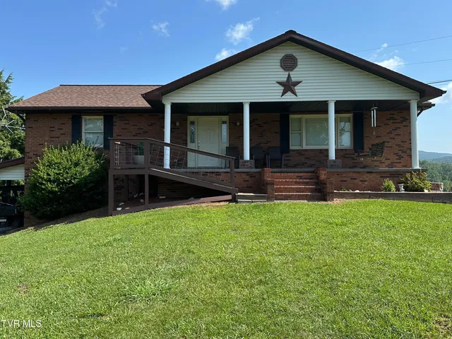 $260,000 | 1456 Osbornes Gap Road, Clintwood, VA 24228