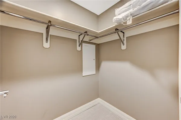 $2,950 | 150 South Las Vegas Boulevard, Unit 1811, Las Vegas, NV 89101