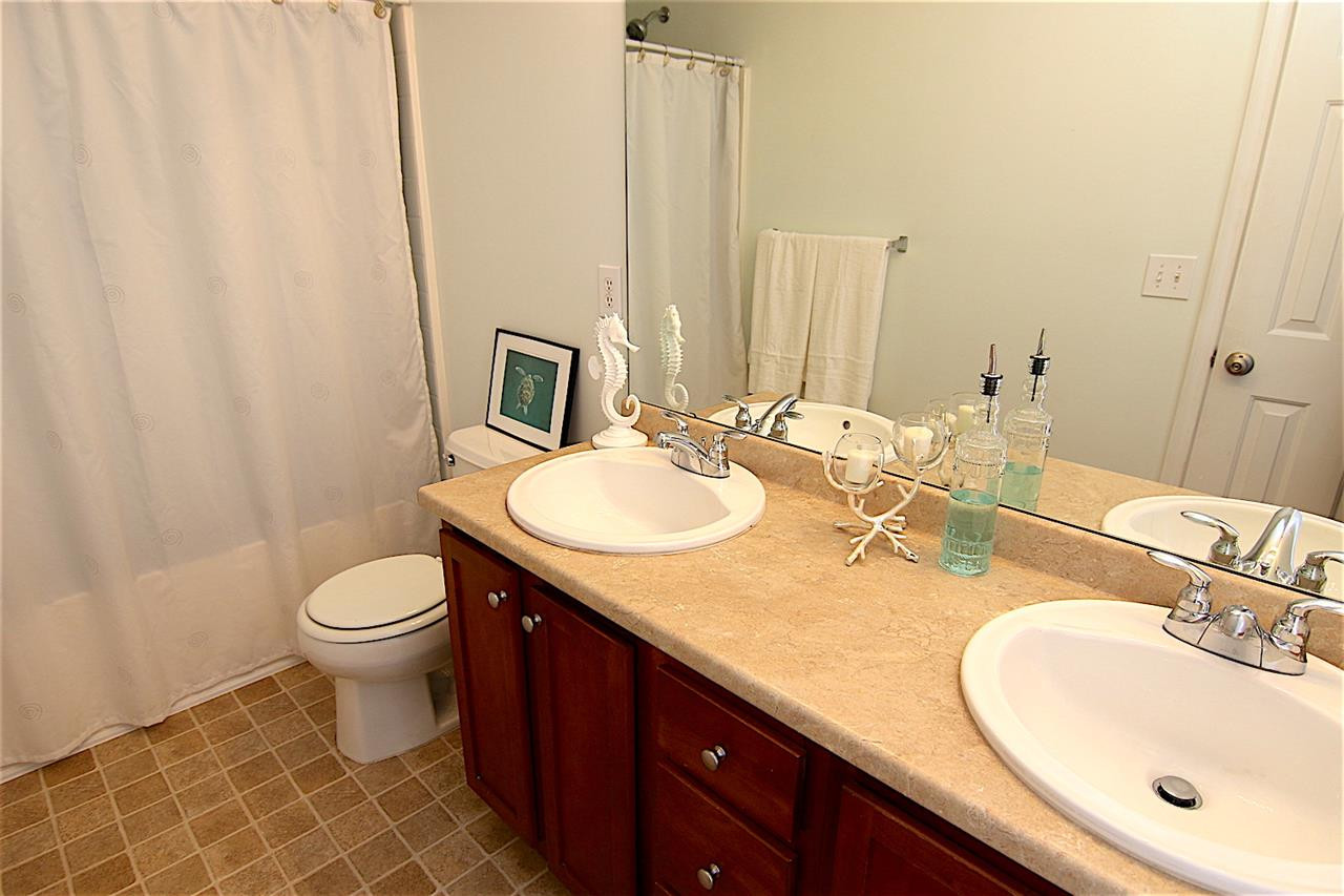 15 Scotch Bonnet Ridge Clayton, NC 27520 - Photo 19 of 25 Master Bath