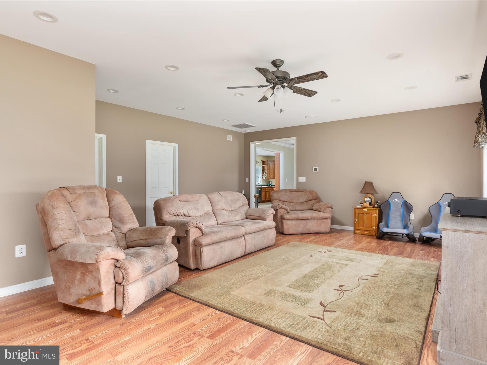 364 Stoney Bottom Road Front Royal, VA 22630 - Photo 15 of 61 Living Room