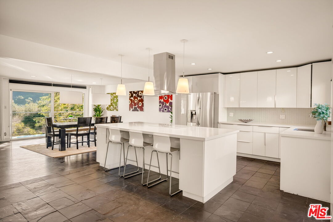 2388 Kimridge Road Beverly Hills, CA 90210 - Photo 14 of 57