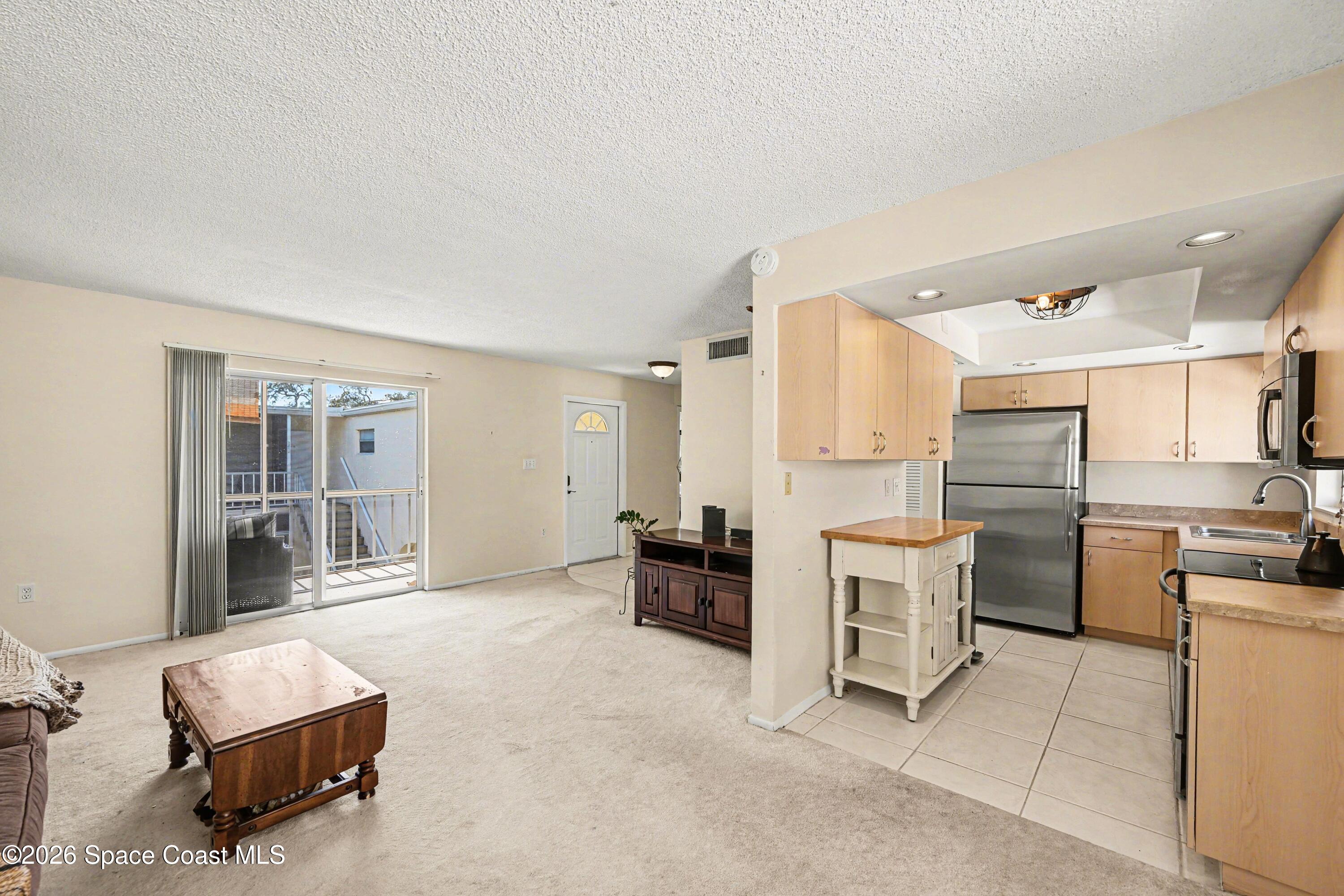 3135 Shady Dell Lane Melbourne, FL 32935 - Photo 4 of 18 004_file_4955