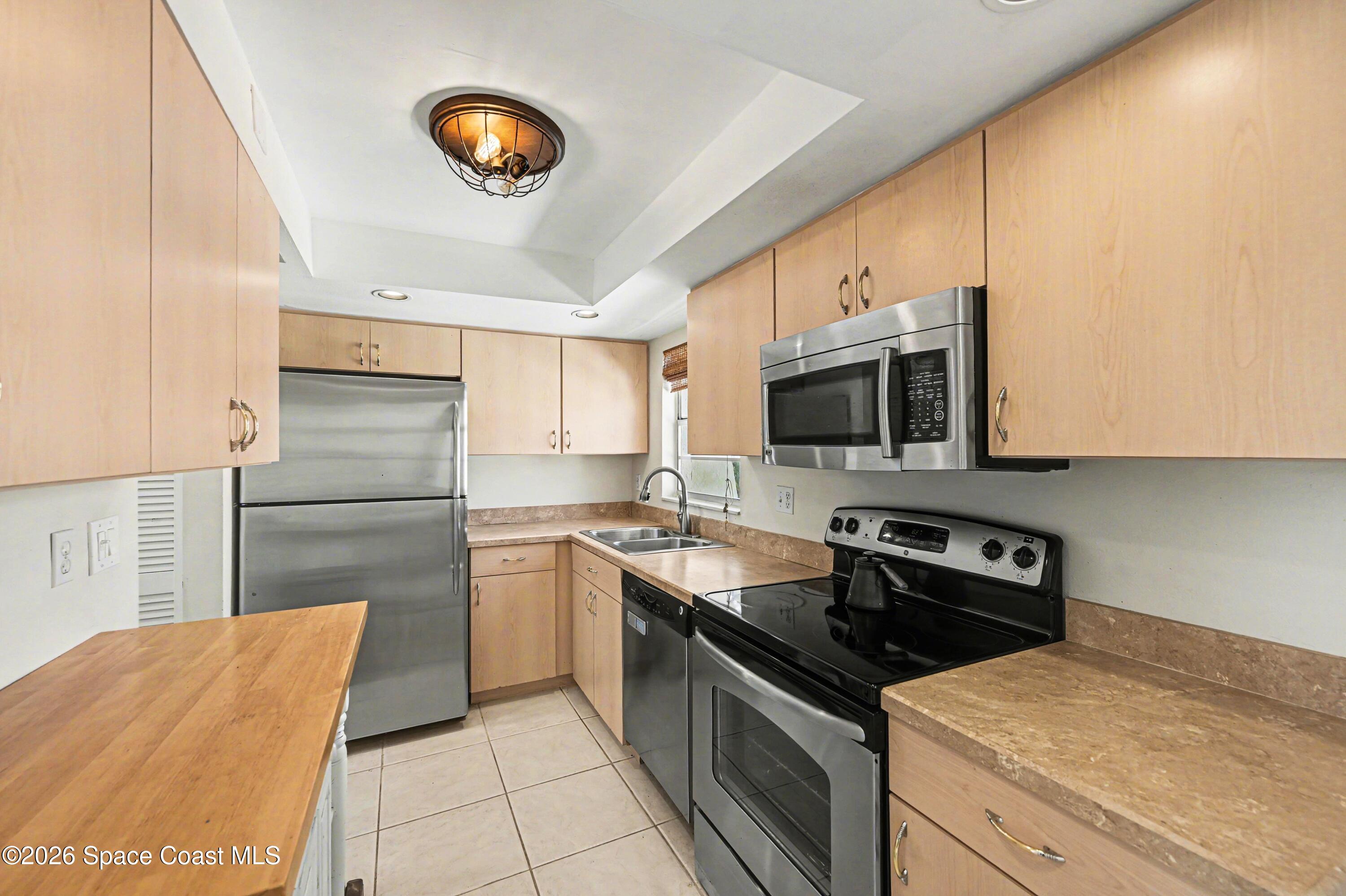 3135 Shady Dell Lane Melbourne, FL 32935 - Photo 5 of 18 005_file_5873
