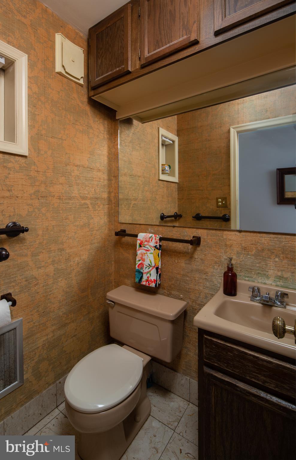 521 Greystone Road Merion Station, PA 19066 - Photo 17 of 40 Powder Room off of Foyer.