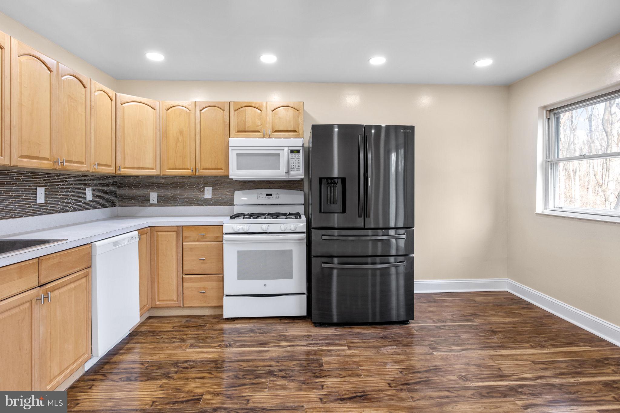 3501 Teton Road Philadelphia, PA 19154 - Photo 10 of 28