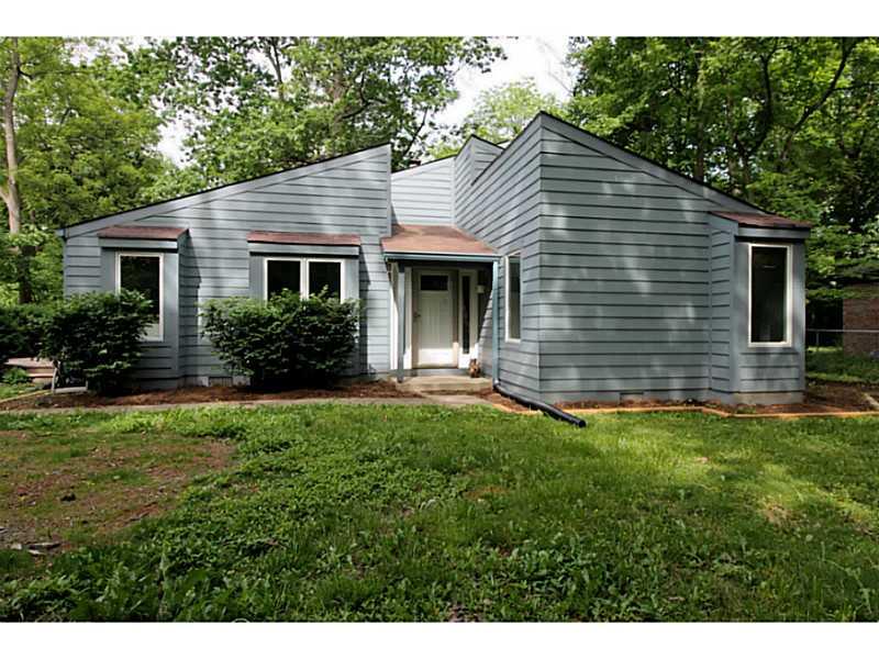 6898 Hoover Road Indianapolis, IN 46260 - Photo 1 of 24 Gallery Image 1