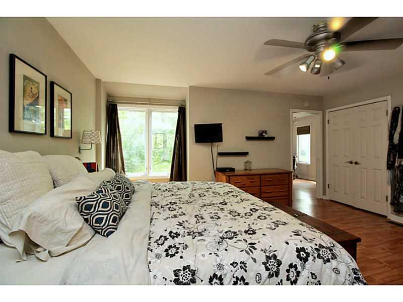 6898 Hoover Road Indianapolis, IN 46260 - Photo 17 of 24 Gallery Image 17
