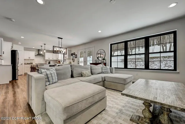 $575,000 | 208 Bryan Drive, Kresgeville, PA 18333