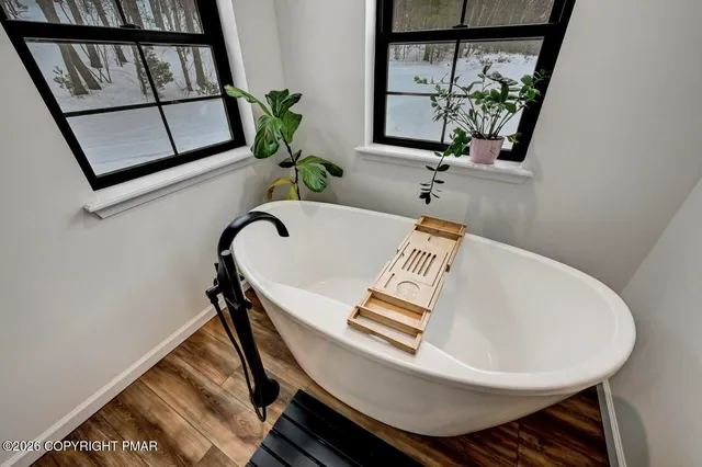 $575,000 | 208 Bryan Drive, Kresgeville, PA 18333