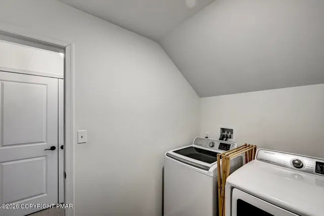 $575,000 | 208 Bryan Drive, Kresgeville, PA 18333