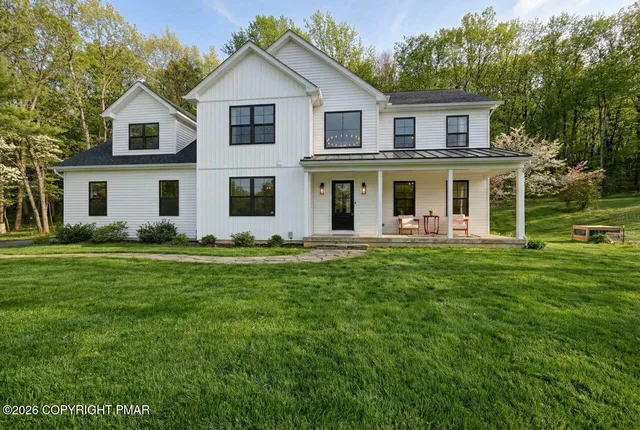 $575,000 | 208 Bryan Drive, Kresgeville, PA 18333