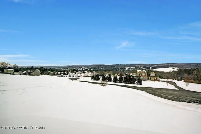 $575,000 | 208 Bryan Drive, Kresgeville, PA 18333