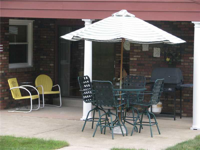 2110 Marshall Road Monaca, PA 15061 - Photo 17 of 19 Patio/Deck.