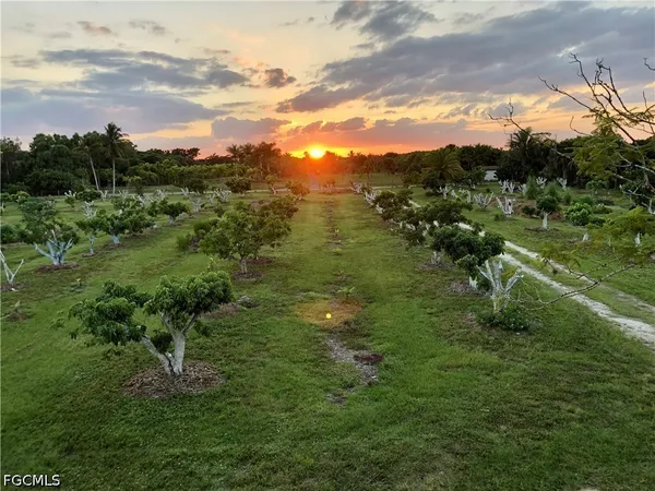 $1,250 | 13098 Ficus Tree Lane, Bokeelia, FL 33922