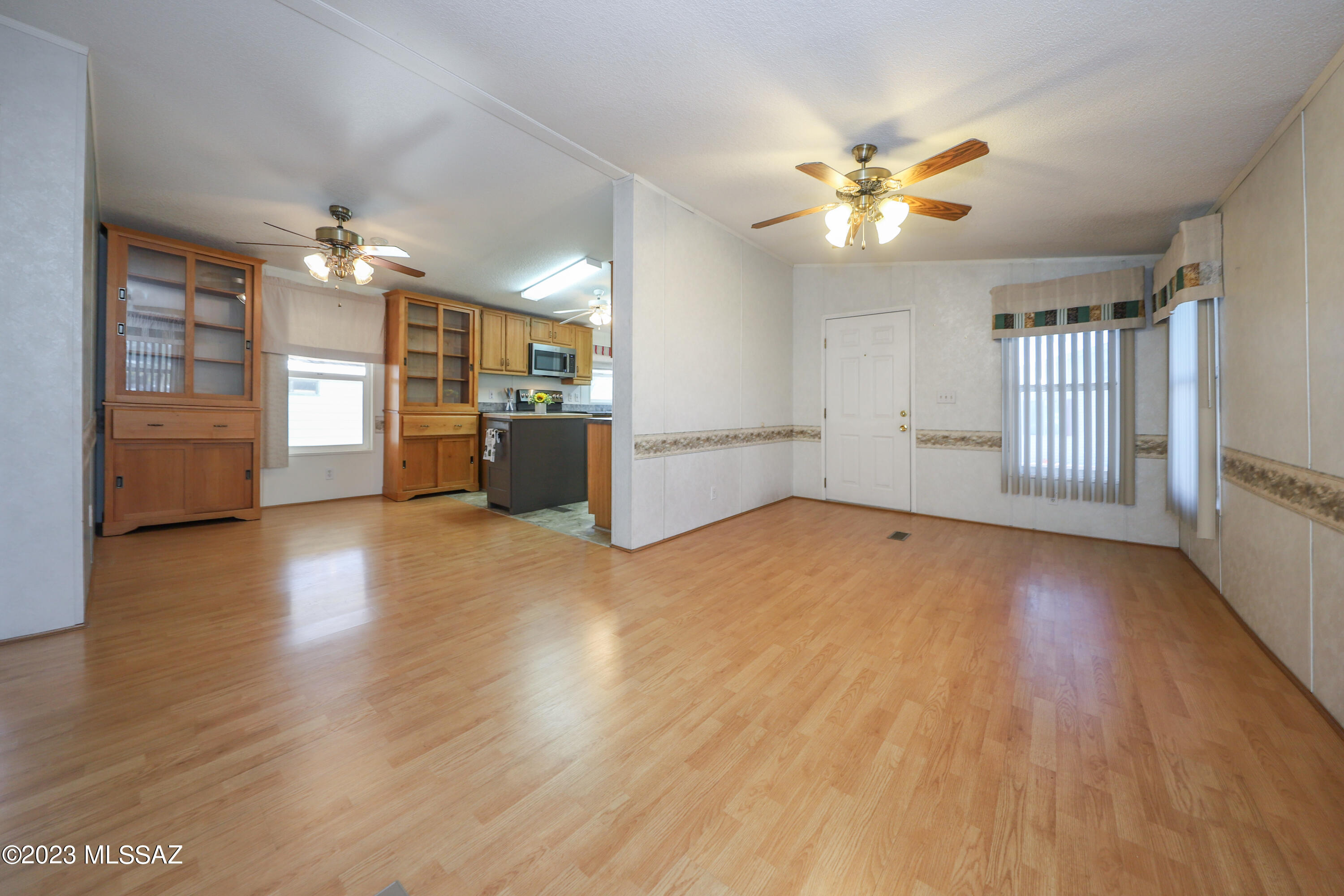 5802 West Rocking Cir Street Tucson, AZ 85713 - Photo 4 of 27 Gallery Image 4