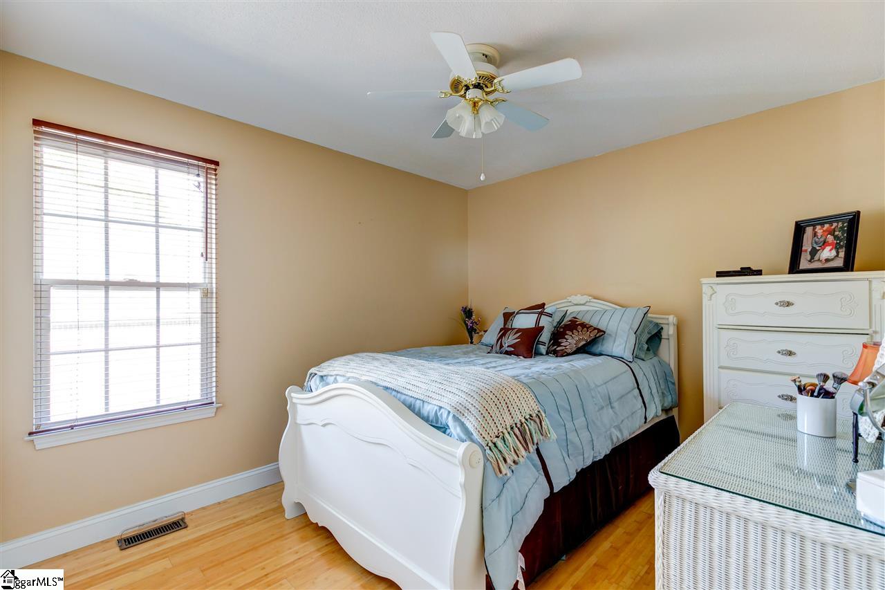 102 Woodbridge Court Anderson, SC 29621 - Photo 22 of 36