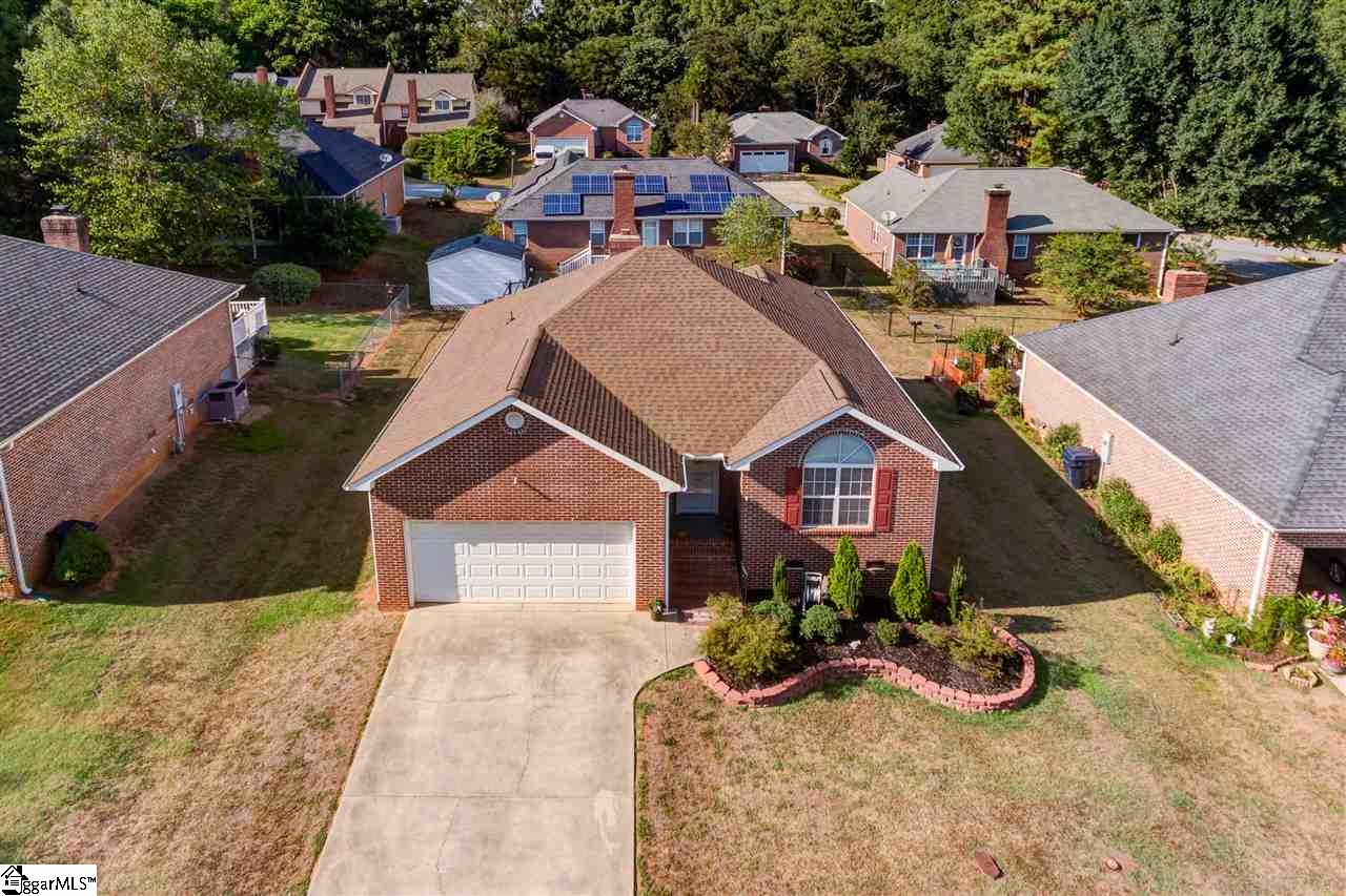 102 Woodbridge Court Anderson, SC 29621 - Photo 27 of 36