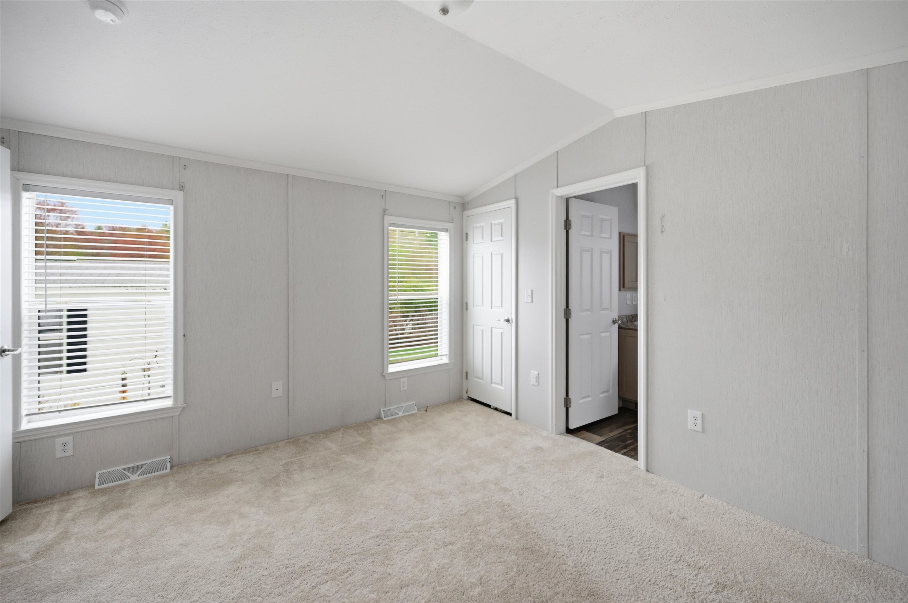 4 Roby Lane Lee, NH 03861 - Photo 14 of 25