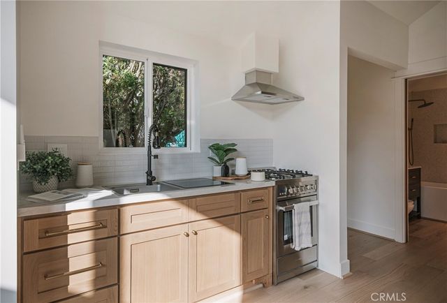 $2,795,000 | 4633 Russell Avenue, Los Feliz, CA 90027