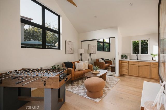 $2,795,000 | 4633 Russell Avenue, Los Feliz, CA 90027