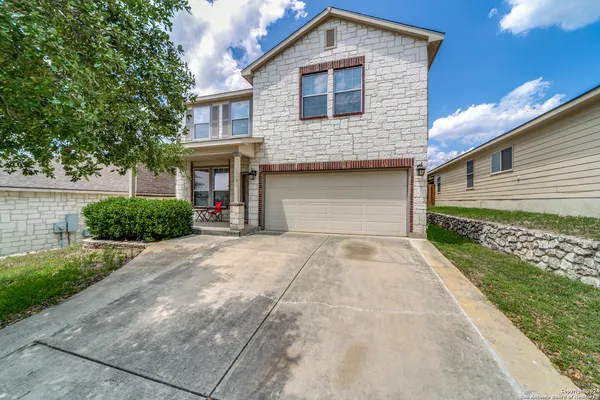 $2,400 | 7659 Presidio Ledge, Boerne, TX 78015