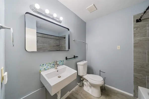 $90,000 | 8216 Fondren Road, Unit 8216, Houston, TX 77074